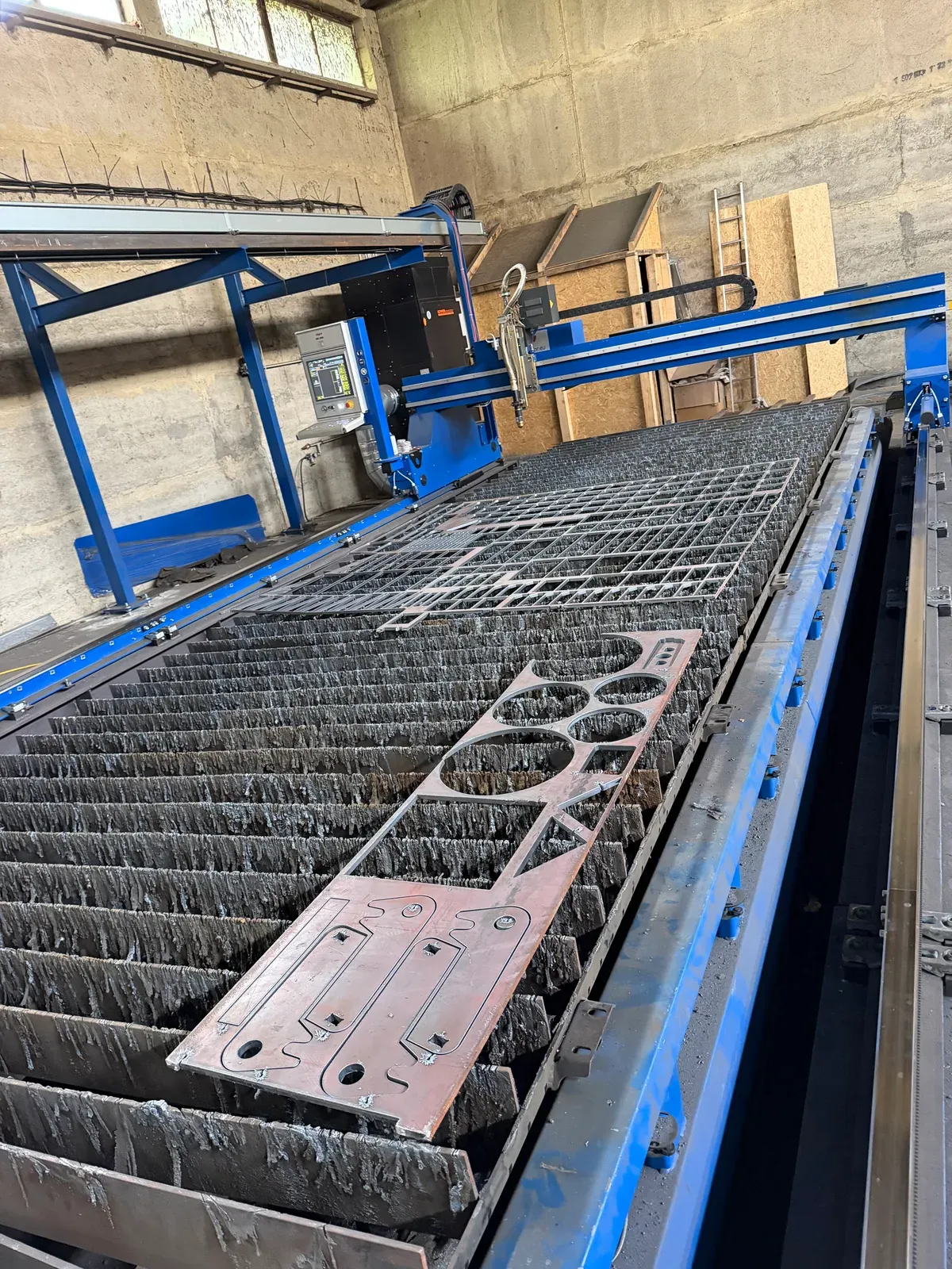CNC pálicí stroj OMNICUT 4000